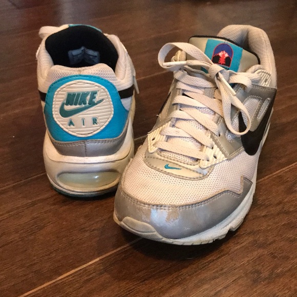 nike air athletics west